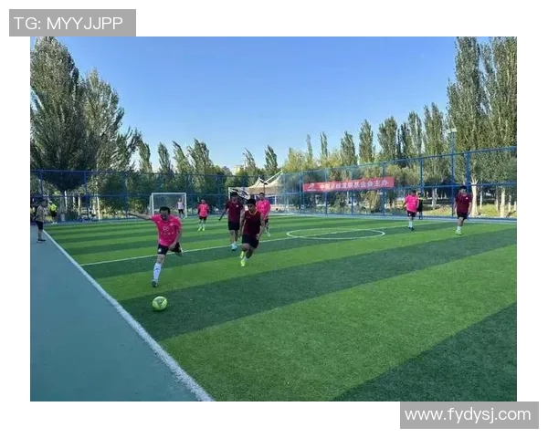 足球之星闪耀赛场英姿飒爽技艺超群令人赞叹的诗篇